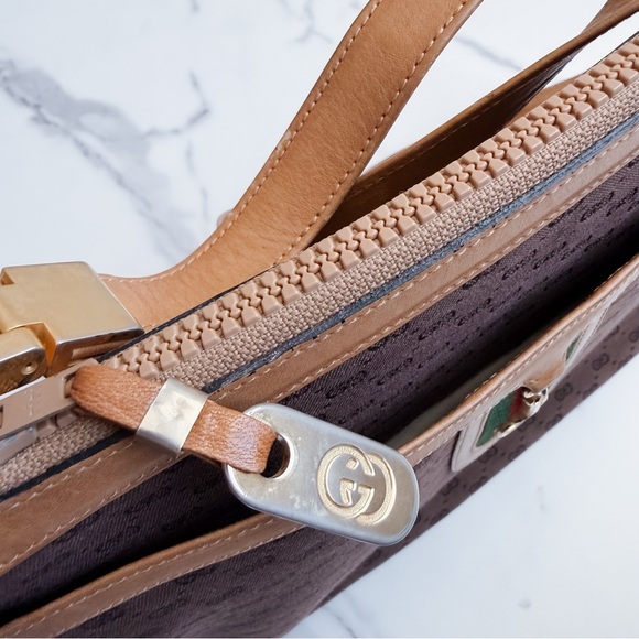 Vintage Gucci Micro GG Web Sherry crossbody bag - Picture 15 of 16